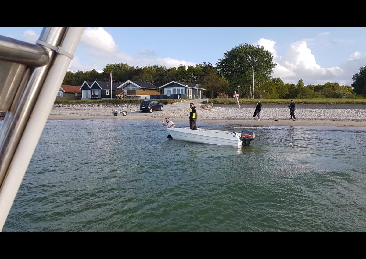Havarist trækkes i land