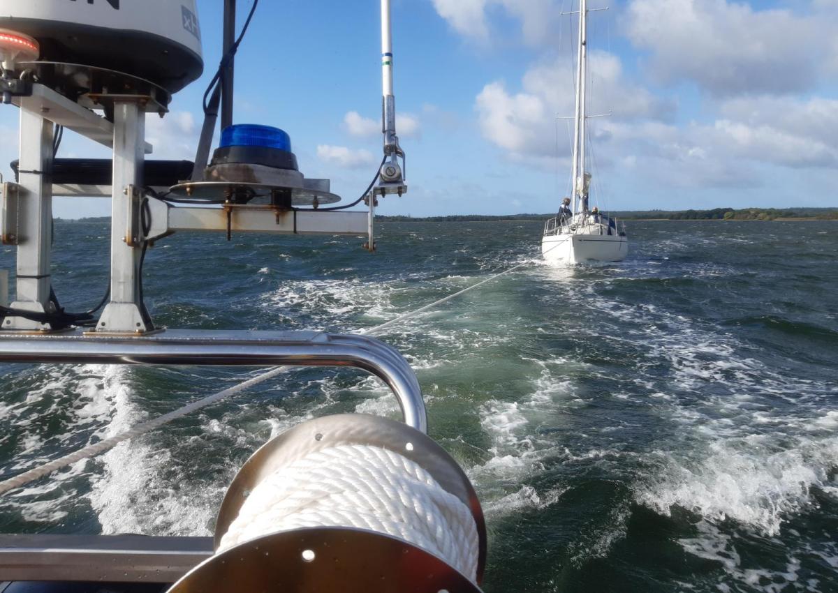 Bugsering til Kalvehave Havn