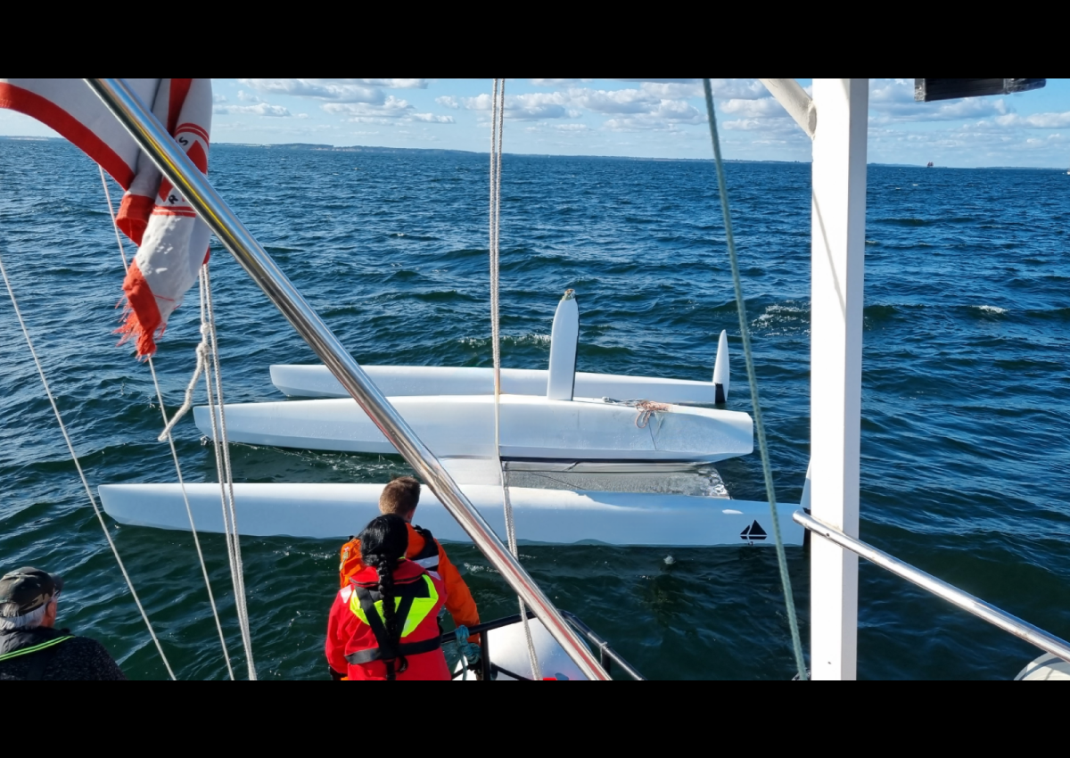 Kæntret Trimaran