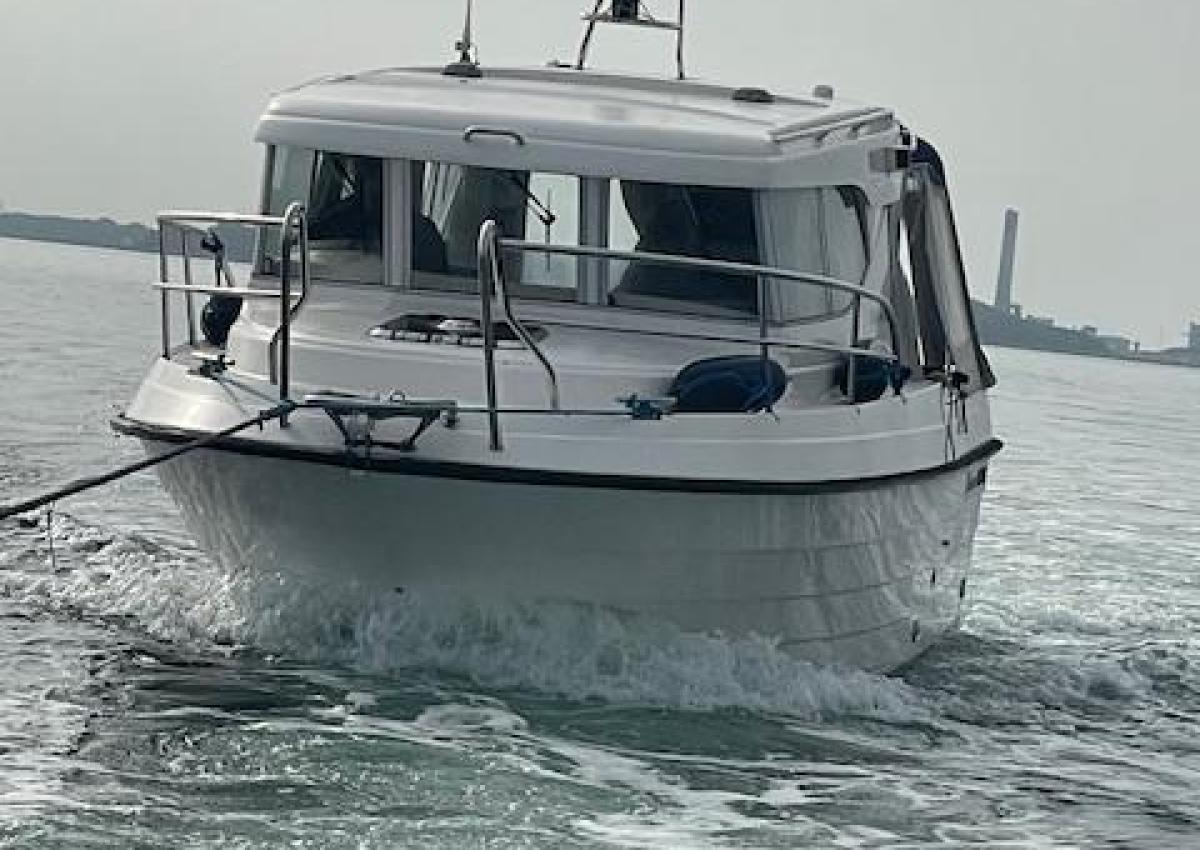 Motorbåd i Agersø Sund