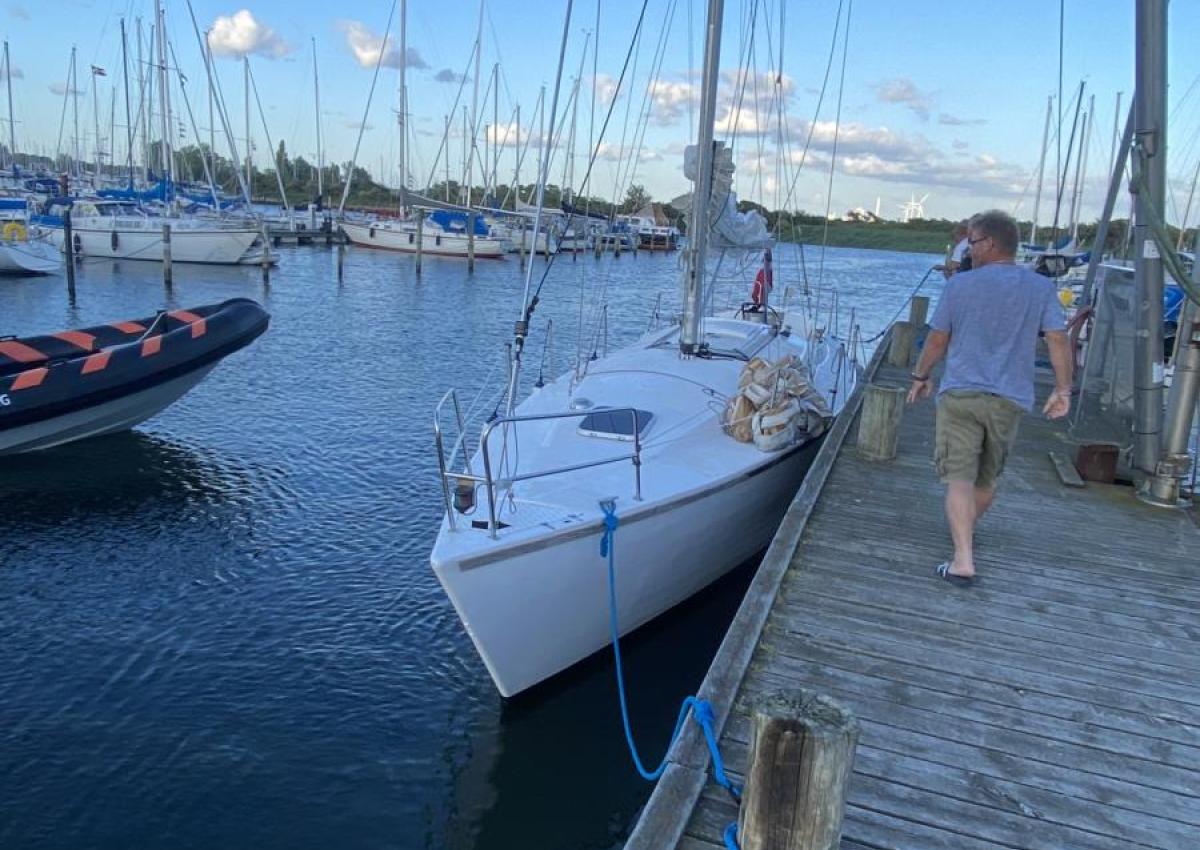 Bokseret til havn