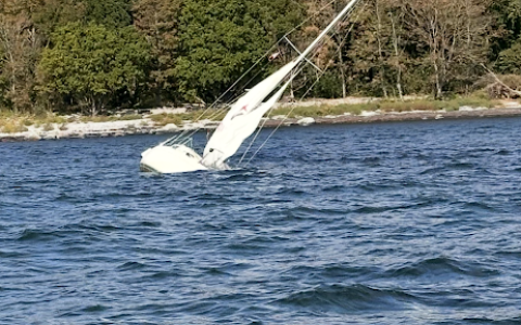 Sunken båd ved Fællesskov Rev