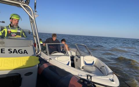 Båden blev bugseret til Mosede Havn