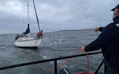 Havarist på træk med Rescue Freja 