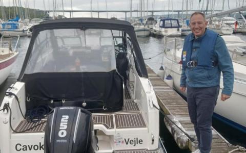 26 fods motorbåd med motorstop med Ankjær Vig i Vejle fjord