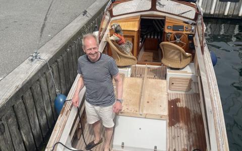 Motorbåd med køleproblemer